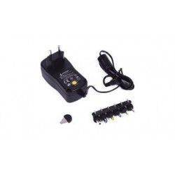 CARGADOR ENCHUFE UNIVERSAL 6 CLAVIJAS 2000MA 